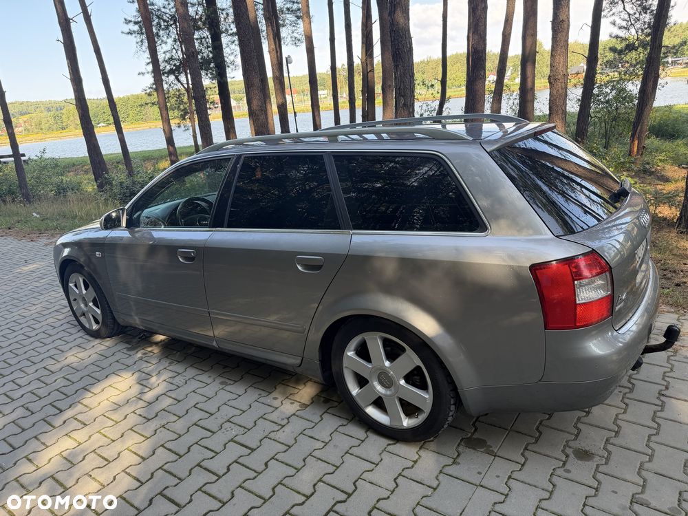 Audi A4 Avant - 2