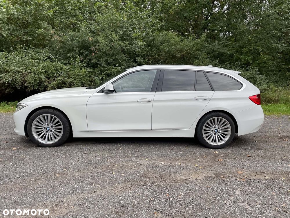 BMW Seria 3 330d Luxury Line - 7