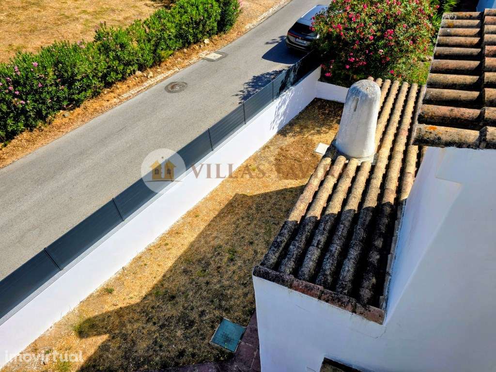 EXCLUSIVO - Moradia Isolada - T3 com Terreno Amplo e Localização Pr... - Grande imagem: 4/47