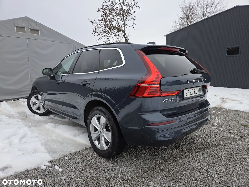 Volvo XC 60 B4 D Geartronic Momentum Pro - 39
