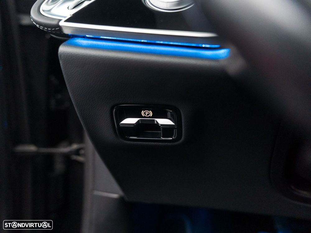 Mercedes-Benz E 300 - 23