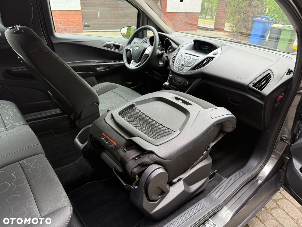 Ford B-MAX - 38