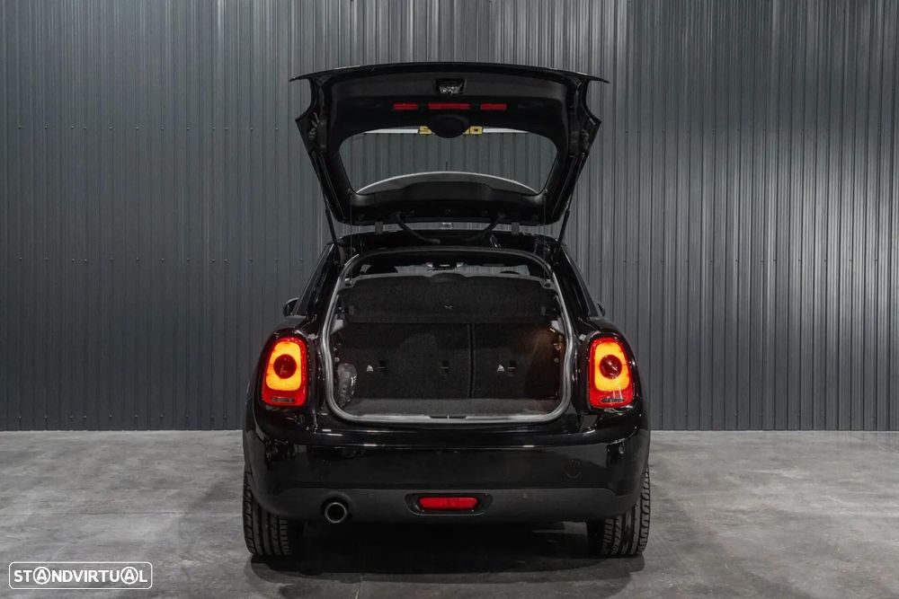 MINI 5 Portas Cooper D - 47