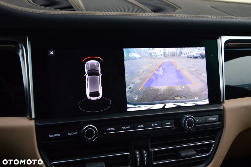 Porsche Macan Standard - 29