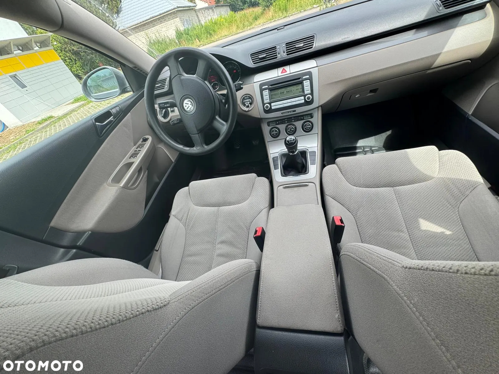 Volkswagen Passat 2.0 FSI Comfortline - 13