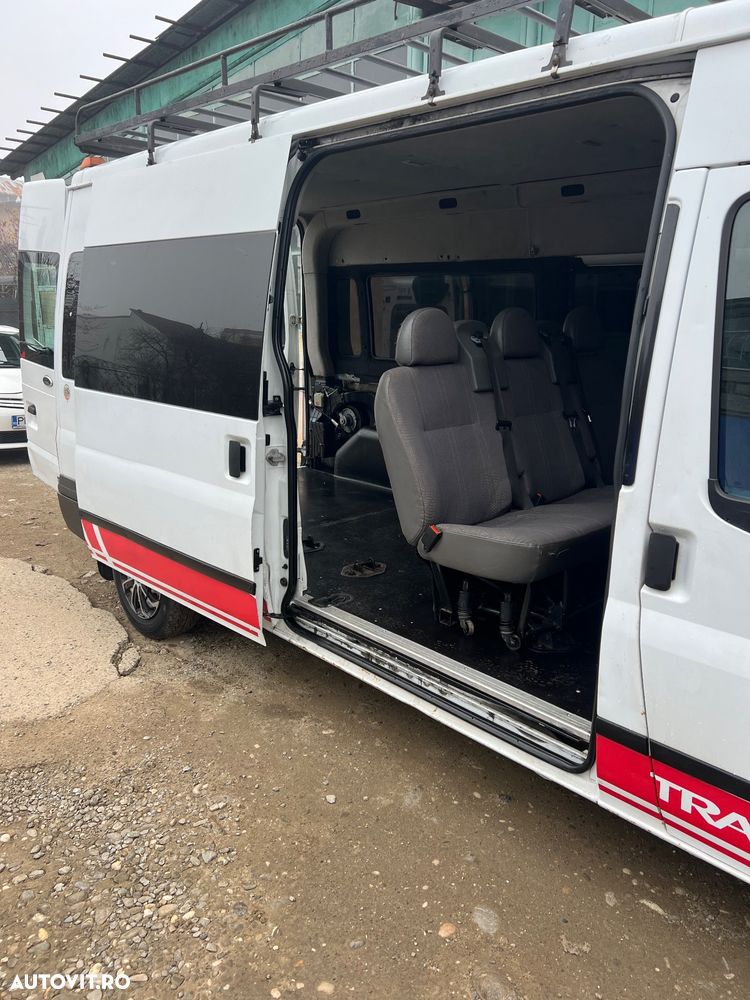 Ford Transit - 12