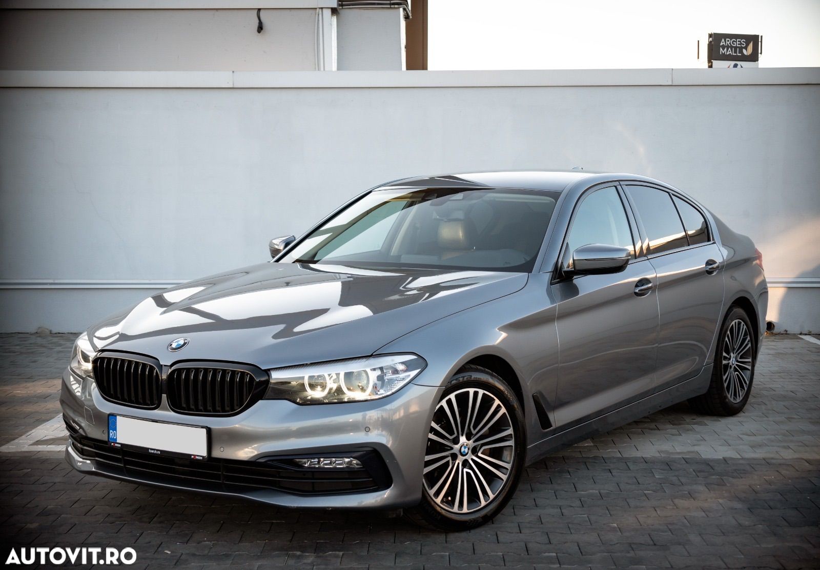 BMW Seria 5 520d AT - 1