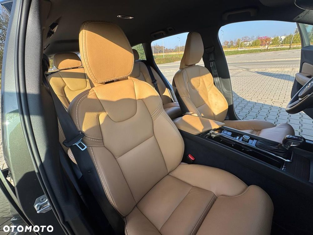 Volvo V60 Cross Country D4 AWD - 10