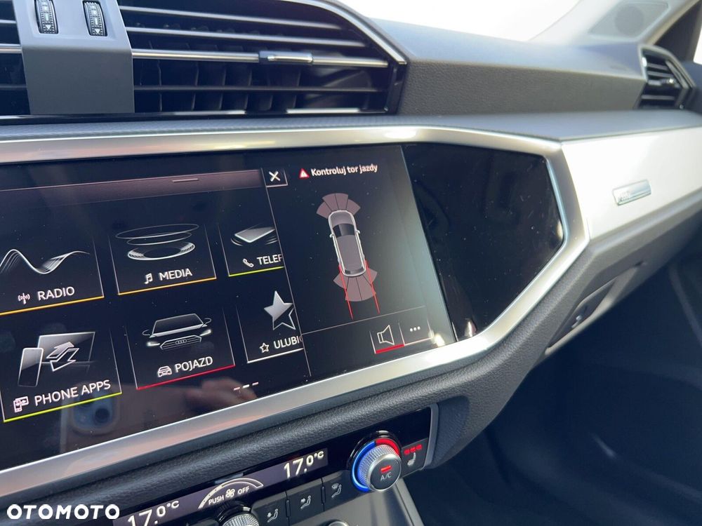Audi Q3 - 30
