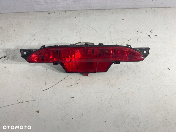 LAMPA TYLNIA PRZECIWMGIELNA PEUGEOT 208 I EU