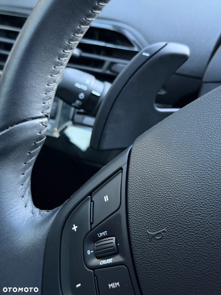 Citroën C4 SpaceTourer PureTech 130 Stop&Start EAT6 SHINE - 35