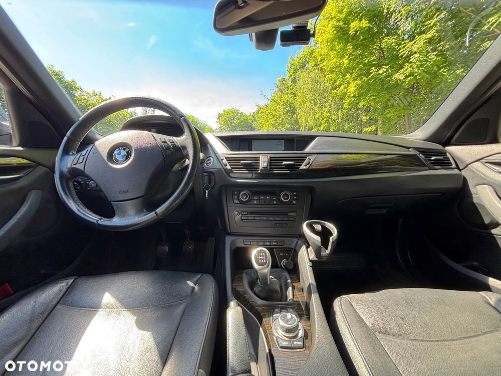 BMW X1 xDrive20d - 10