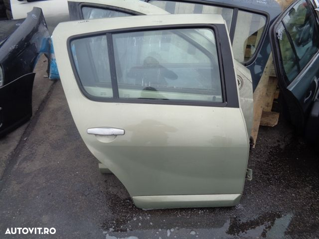 Vand Usi Dacia Sandero din 2010 spate stanga-dreapta - 2