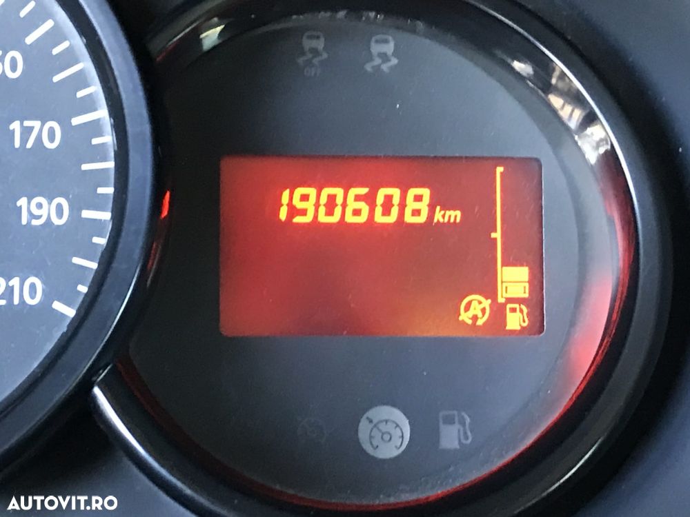 Dacia Lodgy SCe 100 Ambiance - 8