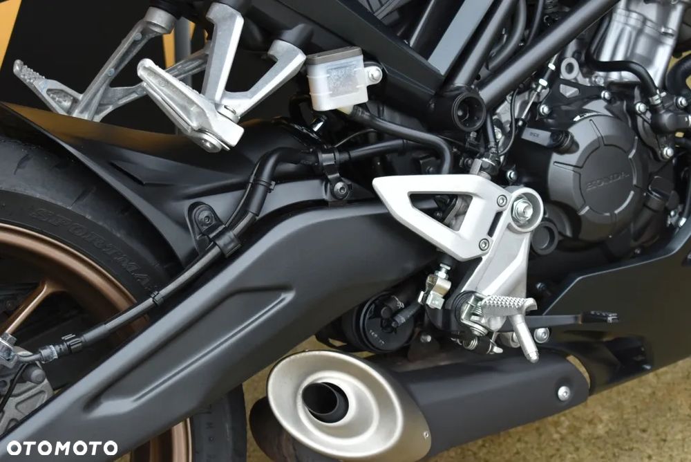 Honda CB - 31