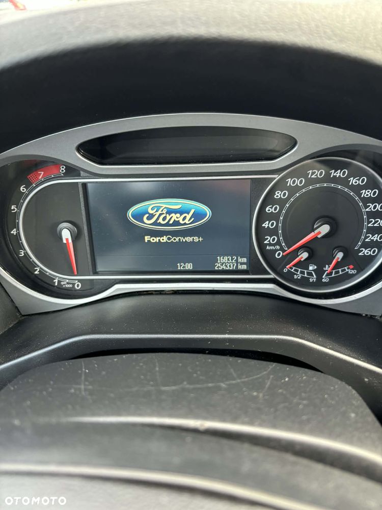 Ford Mondeo 2.0 Titanium - 10