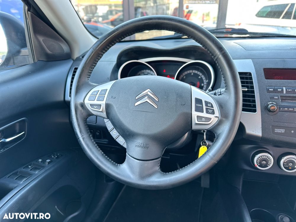 Citroën C-Crosser 2.2 HDI Confort - 12