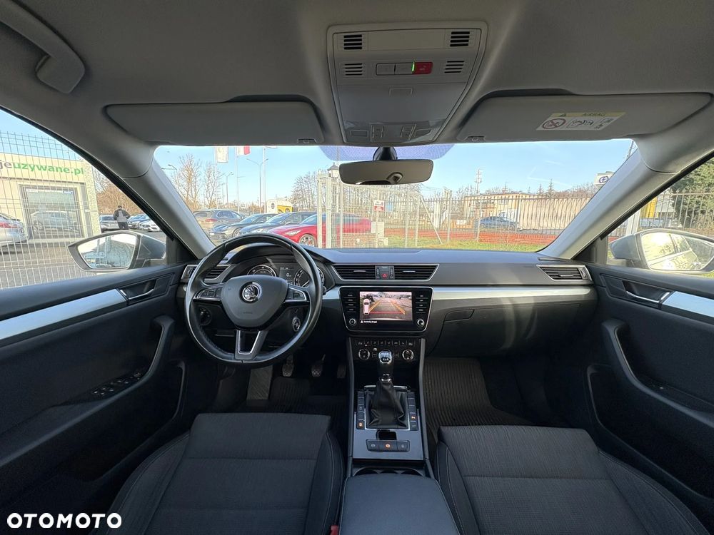 Skoda Superb 2.0 TDI 4x4 Ambition - 22