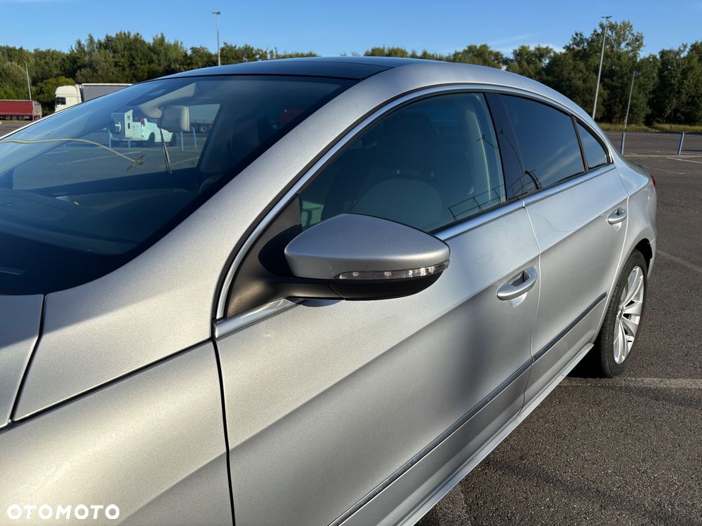 Volkswagen Passat CC - 17