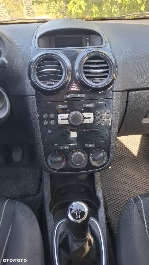 Opel Corsa - 15