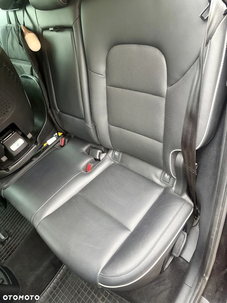 Kia Sportage 1.6 T-GDI Black Edition Plus 2WD DCT - 4