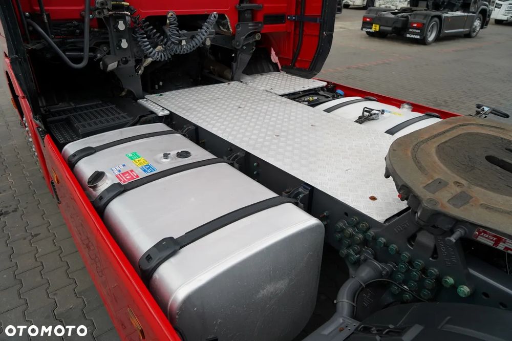 Scania R 450 / RETARDER / KLIMA POSTOJOWA / ZBIORNIKI 1000 L / - 13