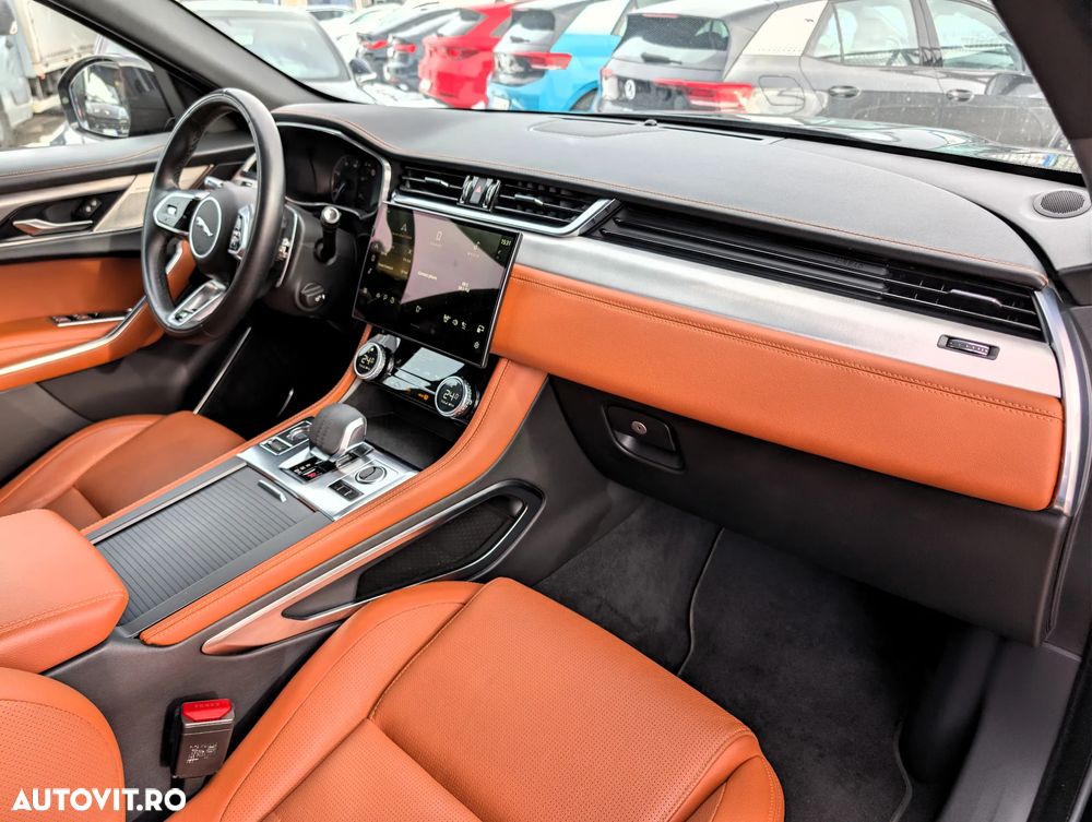 Jaguar F-Pace D165 AWD R-Dynamic Black - 26