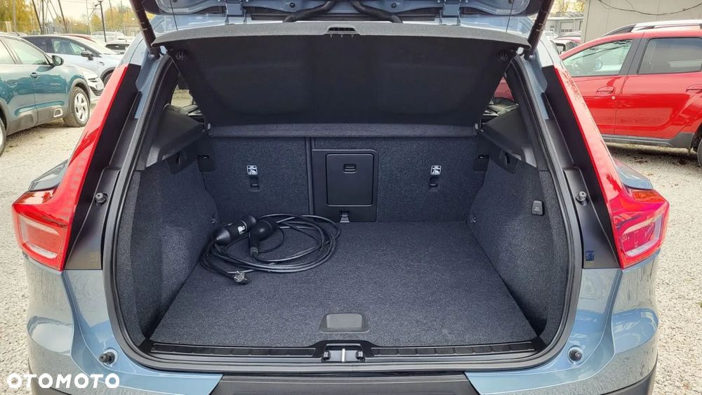 Volvo XC 40 - 32