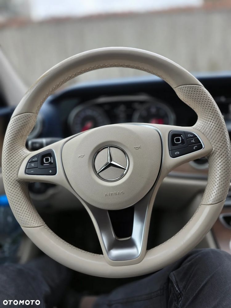 Mercedes-Benz Klasa E - 4