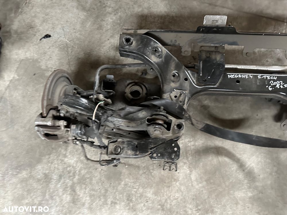 Punte spate RENAULT MEGANE 4 an 2022 1.6 E-tech - 4