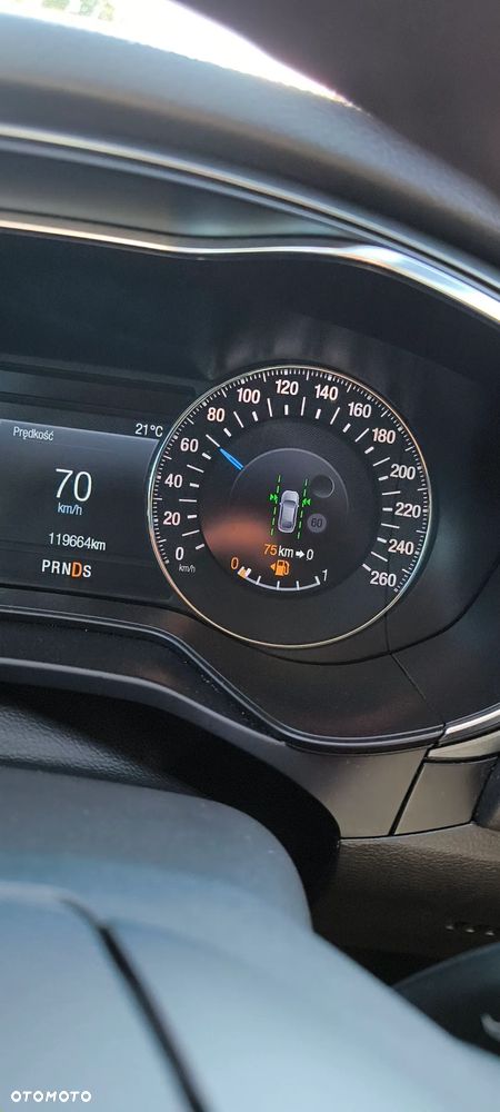 Ford Mondeo - 22