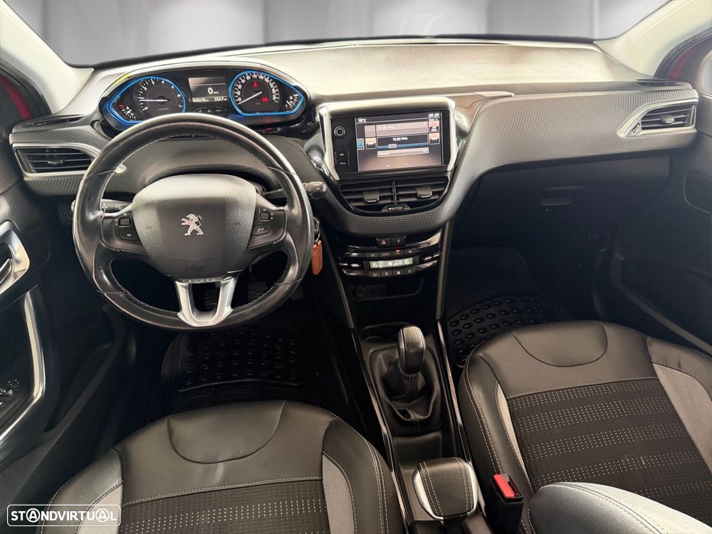 Peugeot 2008 1.2 VTi Allure - 10