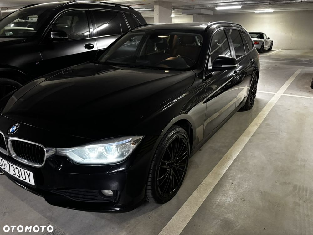 BMW Seria 3 318d - 1