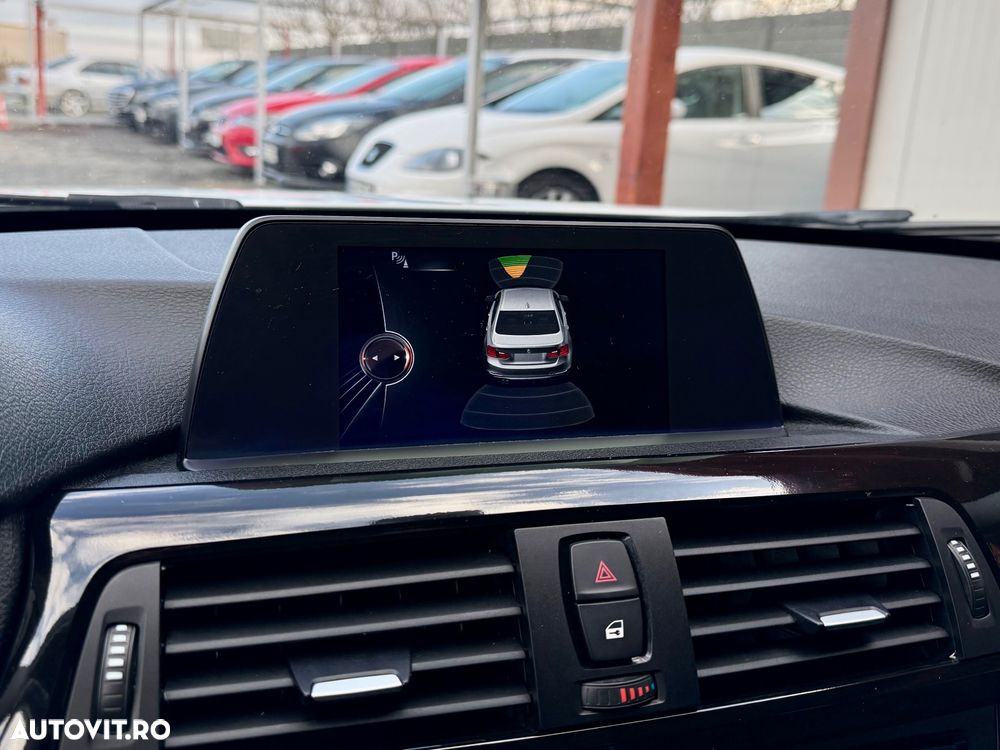 BMW Seria 3 318d Blue Performance - 26