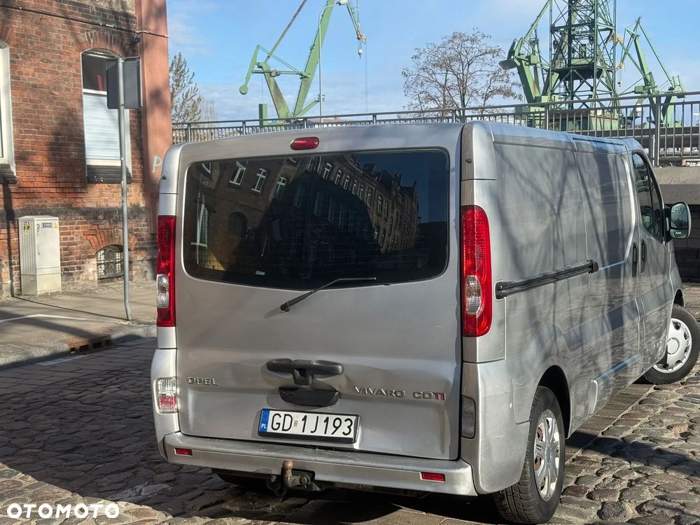 Opel Vivaro - 5