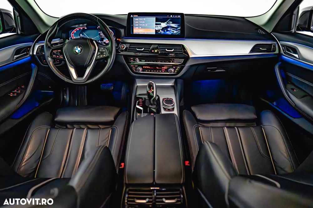 BMW Seria 5 520d AT - 35