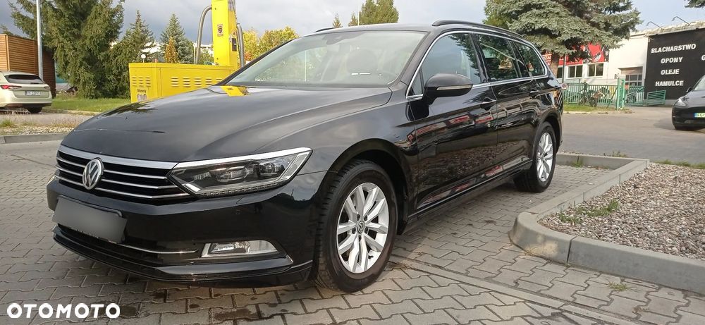 Volkswagen Passat - 2
