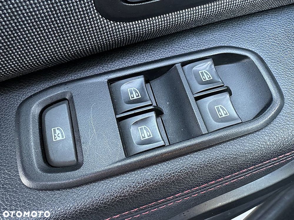 Dacia Duster 1.3 TCe FAP Techroad - 18