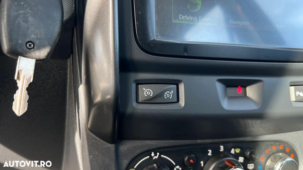 Dacia Duster 1.5 dCi 4x2 Ambiance - 17