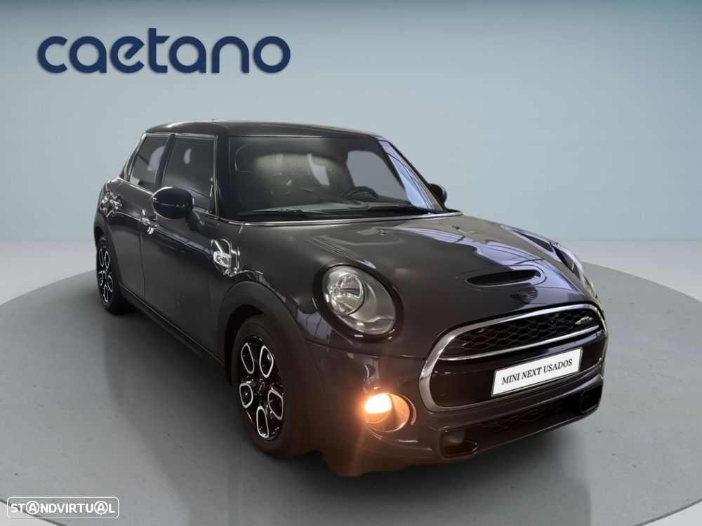 MINI 5 Portas Cooper SD Auto Desportiva - 7