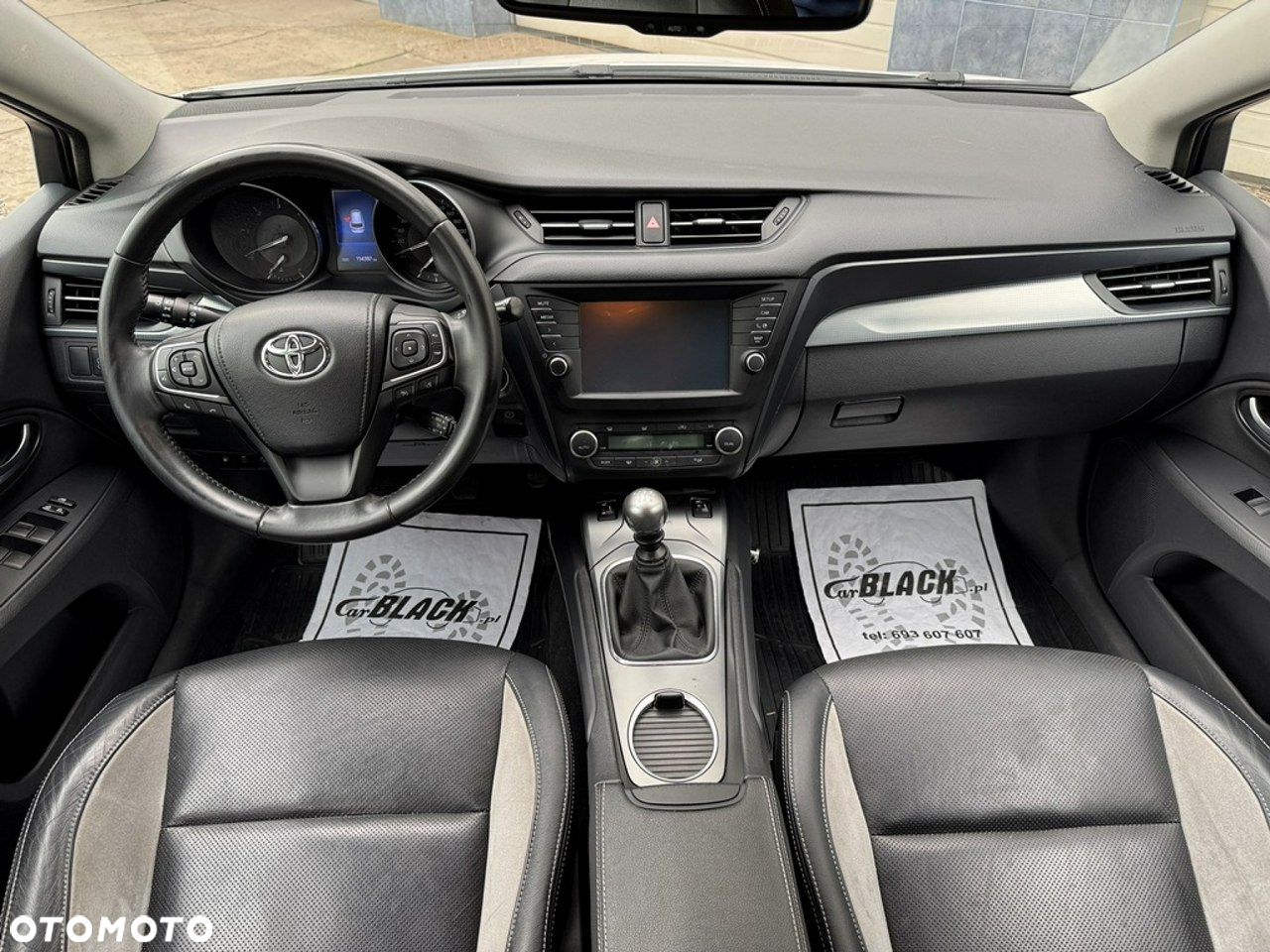Toyota Avensis - 7