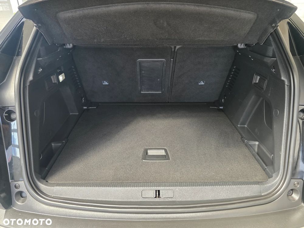 Peugeot 3008 1.5 BlueHDi Allure S&S EAT8 - 17