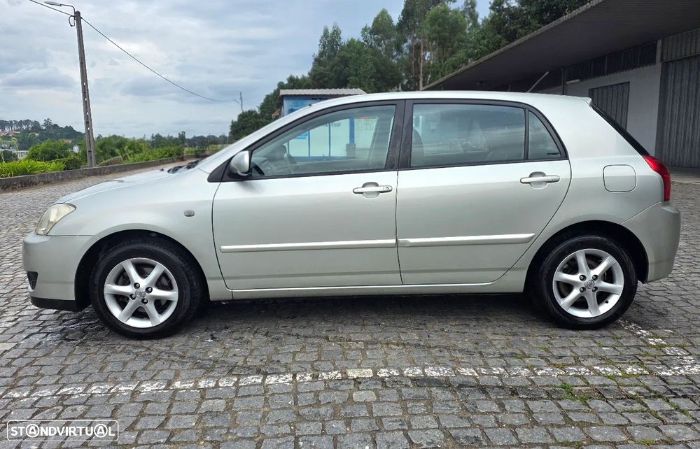 Toyota Corolla 1.4 D-4D - 8