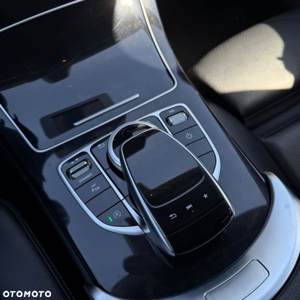 Mercedes-Benz Klasa C - 25