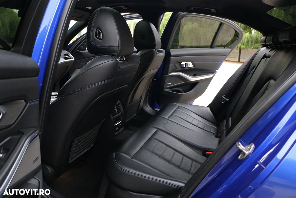 BMW Seria 3 330i Aut. M Sport - 21