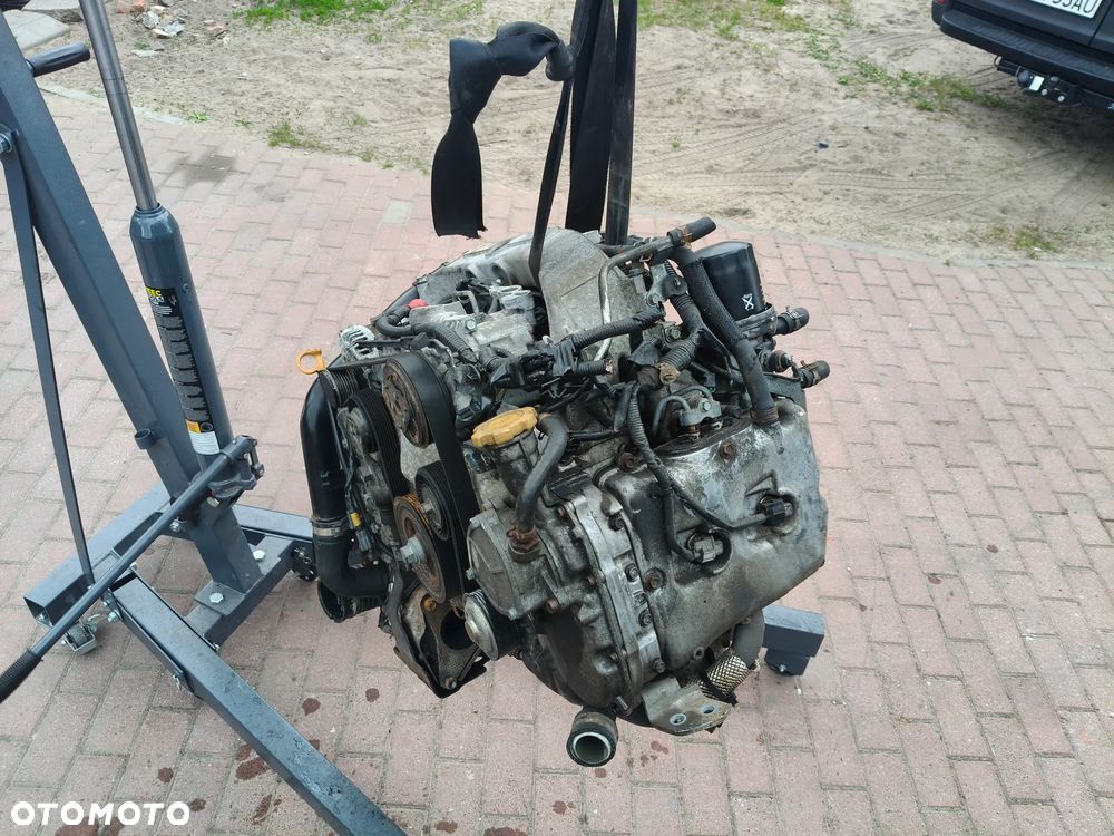 Kompletny silnik Subaru Forester Legacy 2.0 EE20 200 TYŚ - 2