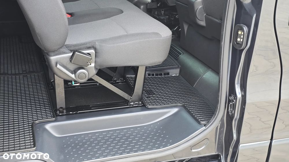 Renault Trafic - 28