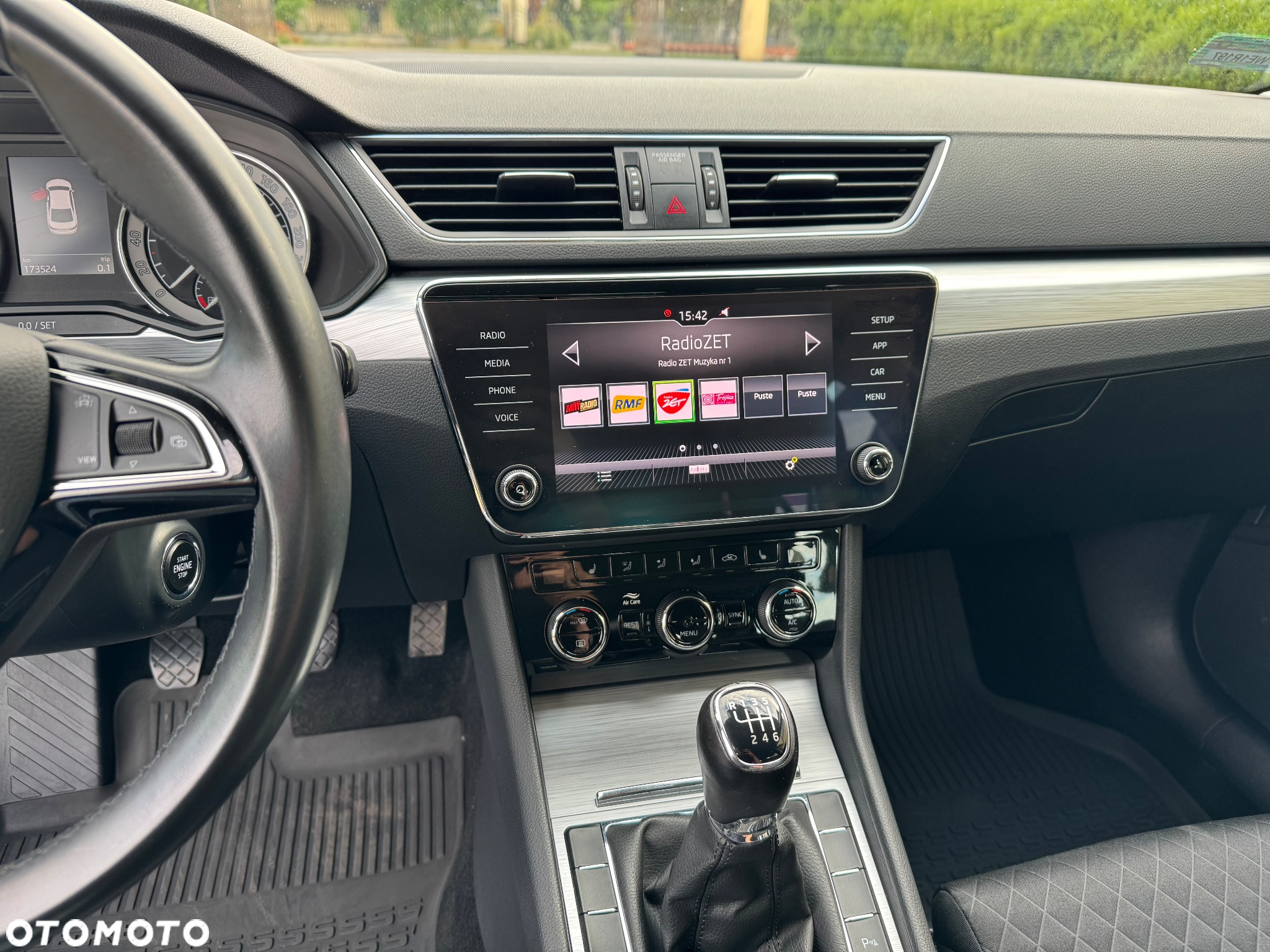 Skoda Superb 2.0 TDI Ambition - 17