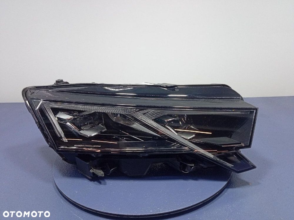 SKODA OCTAVIA IV LIFT 24- REFLEKTOR PRAWY  FULL LED 5E4941022 - 1
