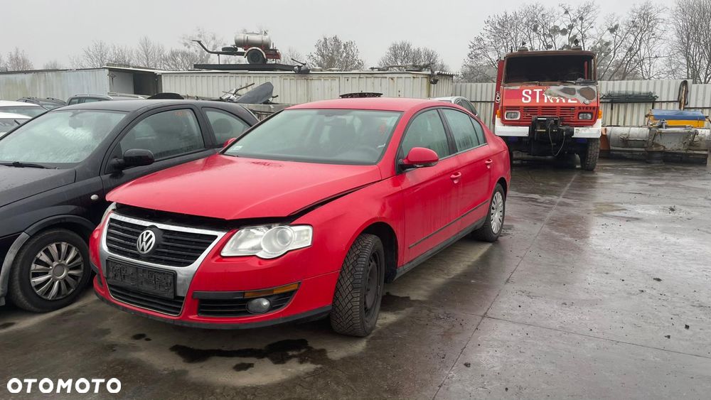 VW PASSAT B6 na części!!! Kolor : LY3D - 1
